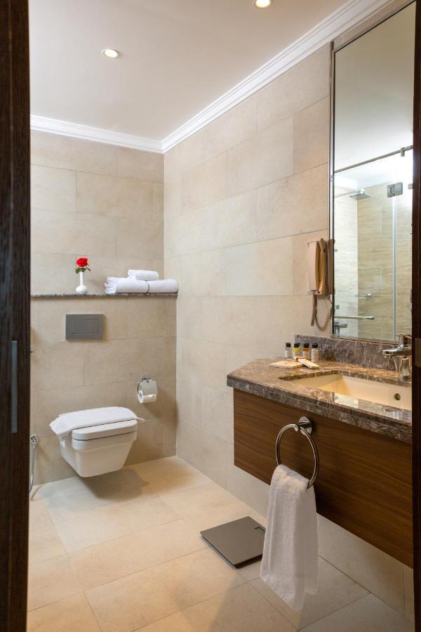 Retaj Baywalk Residence Доха Екстер'єр фото