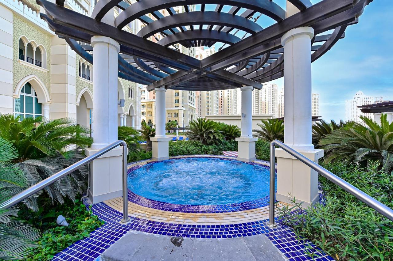 Retaj Baywalk Residence Доха Екстер'єр фото